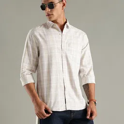 Guns & Sons Men Modern Fit Checked Spread Collar Cotton Casual Shirt-image-90