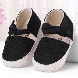 Cute Walk by Babyhug Slip On Booties With Bow Applique - Black-picture-0