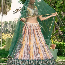 DIVASTRI Embellished Sequinned Semi-Stitched Lehenga & Unstitched Blouse With Dupatta image 3
