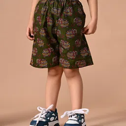 MoMaa Pure Cotton Elephant Motifs Printed Shorts - Green-picture-8