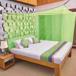 Kalibar 1x2 m Rectangular Mosquito Net for Single Bed (Pink) image 1