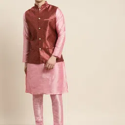 SOJANYA Men Pink Kurta with Churidar & Nehru Jacket-34