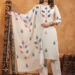Span Floral Printed Sequinned Round Neck Straight Pure Cotton Kurta With Trouser & Dupatta-picture-6