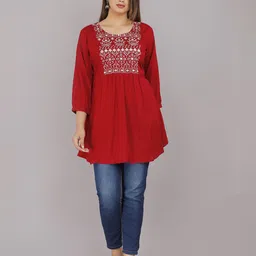 OH MI DIOS Embellished Top-image-10