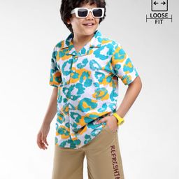OLLINGTON ST. Cotton Knit Text Printed Half Sleeves Shirt & Woven Twill Shorts Set - Multicolor & Beige-image-62