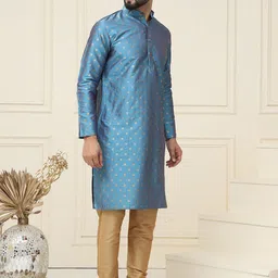 SOJANYA Men Regular Kurta with Churidar image 4