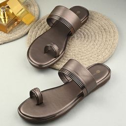 DIVASTRI Women Open Toe Flats-54