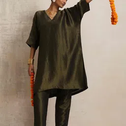 trueBrowns V-Neck Longline Tunic With Trousers-image-21