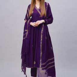 Anni Designer Women Ethnic Motifs Printed Regular Gotta Patti Kurta ,Trousers &,Dupatta-15