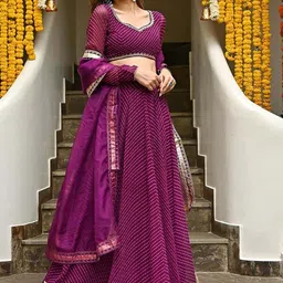 ODETTE Printed Sequinned Semi-Stitched Lehenga & Unstitched Blouse With Dupatta image 2
