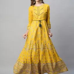 White World Women Ethnic Motifs Printed Maxi Dress-image-2