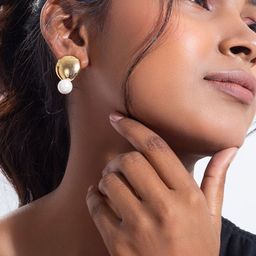 MINJI AND CO. Gold-Plated Pearls Studded Contemporary Studs-image-7