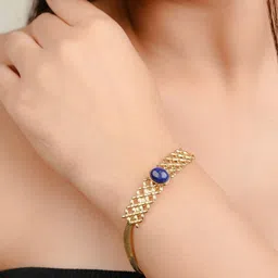 Zeraki Jewels Stainless Steel Gold-Plated Wraparound Bracelet-image-45