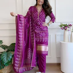 Happy Design Women Bandhani Printed Kurta with Trousers & Dupatta-picture-3
