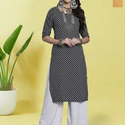 HERE&NOW Selection Of 2 Floral Printed Round Neck Straight Kurtas-image-99