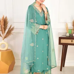 Vastukala Women Embroidered Regular Thread Work Kurta with Trousers & With Dupatta-18