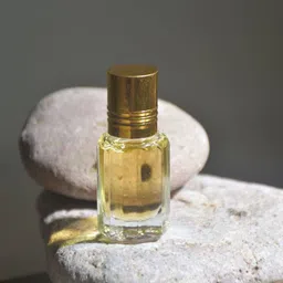YELE PERFUMES Aqsara Non Alcoholic Attar- 6 ml-58