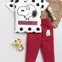 Moms Love Girls Printed T-Shirt With Trousers-image-66