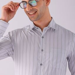 Luxe by TIGC Men Spread Collar Striped Slim Fit Formal Shirt-image-69