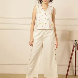 Ranng Printed V Neck Shirt With Trousers Co-Ords-picture-13