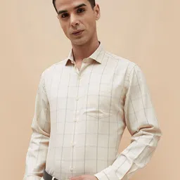 CODE by Lifestyle Men Slim Fit Spread Collar Windowpane Checked Cotton Casual Shirt-image-57