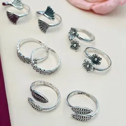 Sangria Set of 4 Adorable Silver-Plated Floral & Leaf Design Toe Rings-48