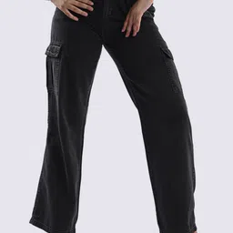 Kraus Jeans Women Loose Fit High-Rise Cargos Trousers-picture-52