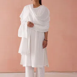 JAYPORE Floral Embroidered Chikankari Pure Cotton Dupatta-image-39