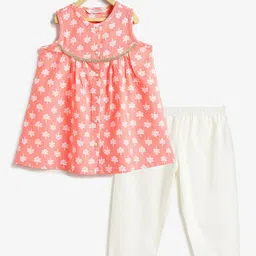 Campana Girls Floral Printed Empire Thread Work Pure Cotton Kurti with Trousers-42