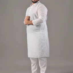 SOJANYA PLUS Men Embroidered Regular Pure Cotton Kurta with Pyjamas image 4