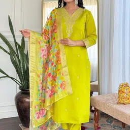 KAUTIK FABRICS Women Embroidered Regular Thread Work Chanderi Silk Kurta with Trousers & With Dupatta-29
