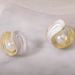 ONUYX Circular Pearl Studs Earrings-51