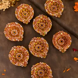 Aapno Rajasthan 8-Pcs Red & White Lotus Diyas Pooja Essentials-1