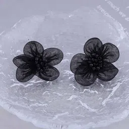 BEYTER Artificial Beaded Floral Shaped Studs image 4