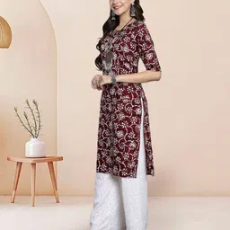 7Threads Selection Of 2 Chevron Printed Round Neck Straight Kurtas image 2