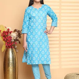 LADY SHOPI Girls Ethnic Motifs Printed Regular Kurta with Trousers-image-29