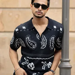 Powerlook Men Navy Paisley Jacquard Knit T-Shirt-image-6