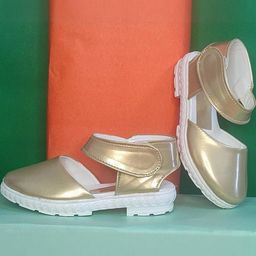 NEW LATEST Girls Leather Gold Slip On Flats-image-74