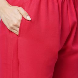 DIVASTRI Abstract Printed V-Neck Straight Kurta With Trousers And Dupatta image 3