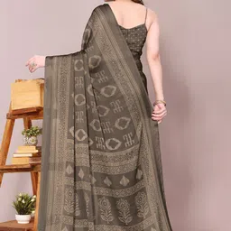 KALINI Poly Chiffon Block Print Saree image 3