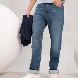 Nautica Men Relaxed Fit Mid-Rise Light Fade Stretchable Jeans-picture-14