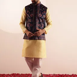 SOJANYA Geometric Self Design Band Collar Straight Kurta With Pyjama & Nehru Jacket-picture-49