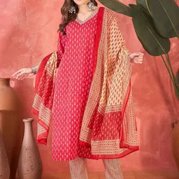 Vastramyaa Paisley Printed Pure Cotton Kurta With Trousers & Dupatta-image-76