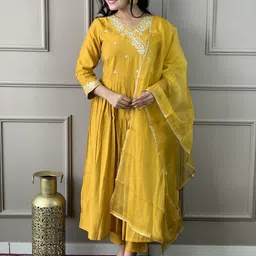Moda Rapido Floral Embroidered V-Neck Sequinned Straight Kurta With Trouser & Dupatta-2
