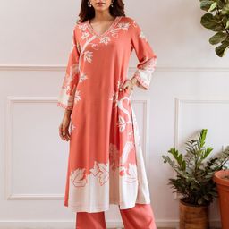 DIVASTRI Women Floral Printed Kurta with Trousers-16