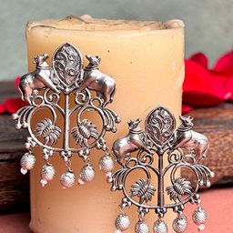 The Advitya Silver Tone Cow Shaped Drop Earrings-18
