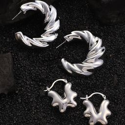 SOHI Set Of 2 Silver Plated Contemporary Hoop Earrings-7