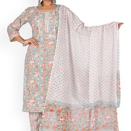 Kwatchi Women Floral Printed Festive Pure Cotton Kurta Sets-image-7