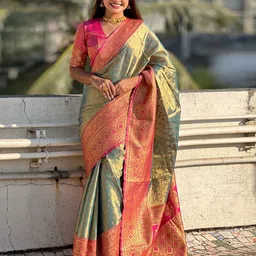 DIVASTRI Ethnic Motifs Zari Banarasi Saree-image-97