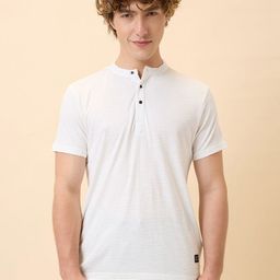 Status Quo Men Solid Henley Neck T-shirt-picture-44